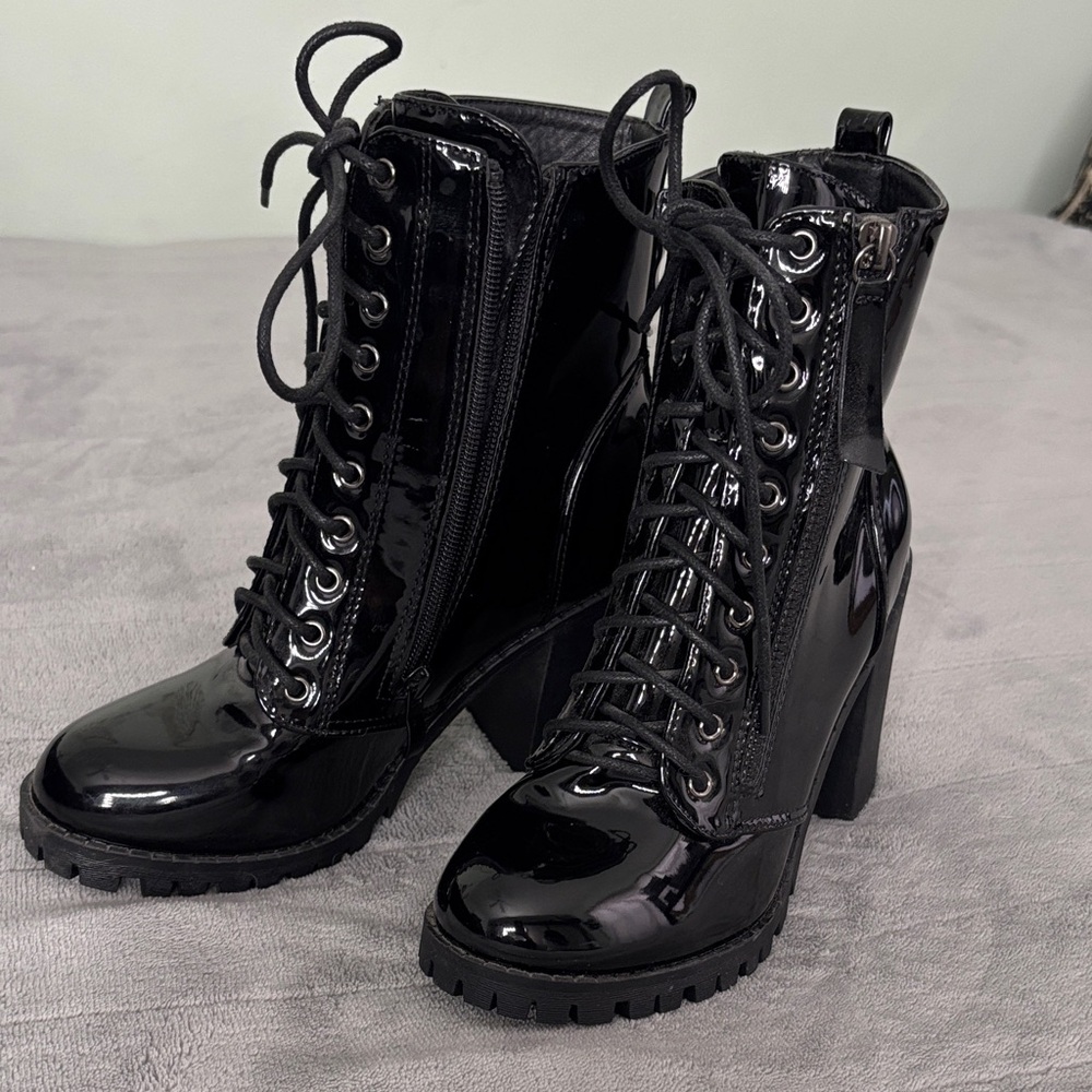 Fashion Nova Glossy Black Lace-Up Boots